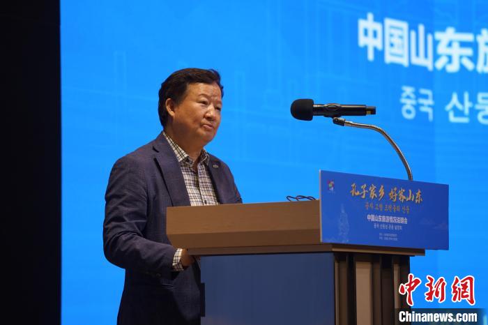 韓國一般旅游業協會副會長白承弻致辭。　劉旭 攝