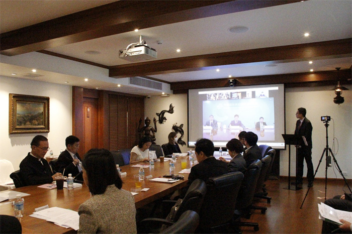 中國貿促會副會長張慎峰視頻致辭。中國貿促會駐泰國代表處供圖