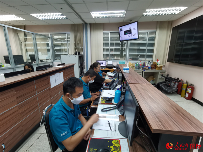 “曼谷無線電中心”工作現場。人民網記者 白元琪攝