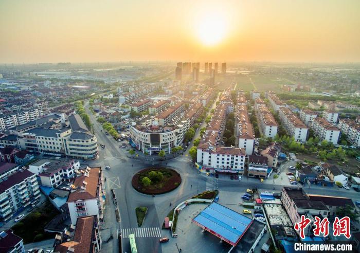 資料圖；位于上海南郊奉賢區最東部的四團鎮。 供圖