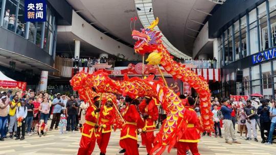 肯尼亞舉辦首屆春節廟會 共慶新春佳節