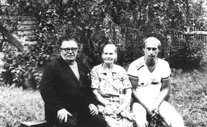 從圣彼得堡到莫斯科，普京從政大事記：下一個(gè)六年怎么走？