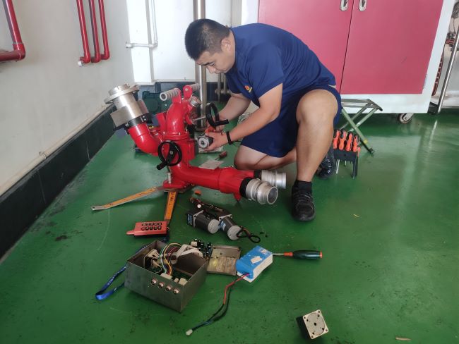 趙軍輝工作照 (煙臺市蓬萊區消防救援大隊南關路消防救援站供圖)