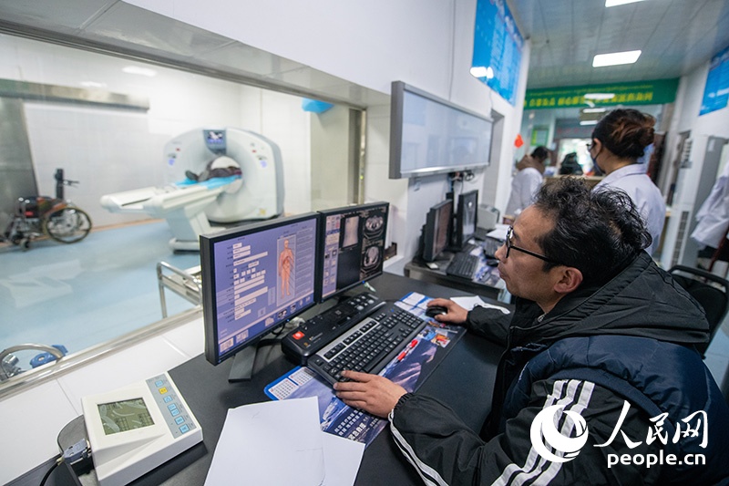 震中日記|“謝謝,曼巴啦!”