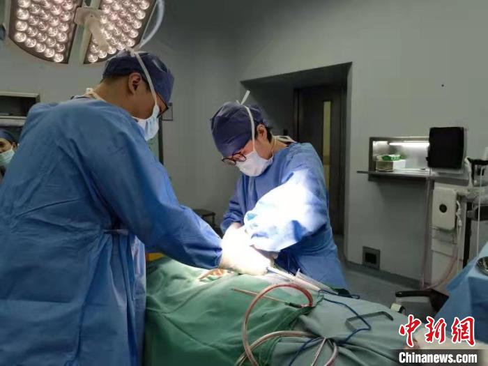 “格桑花之愛”為561人次西藏患兒開展髖關節愛心手術