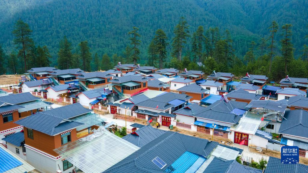 西藏林芝:易地搬遷,迎來幸福新生活