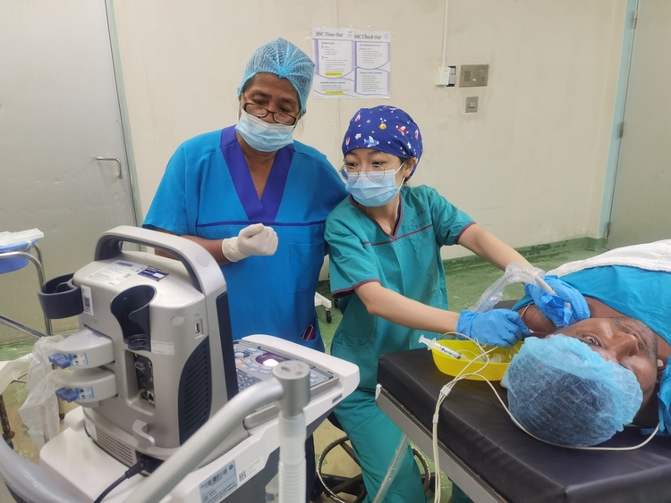 資訊有故事丨援外醫(yī)療隊(duì)員的中秋心愿:“為更多有需要的人送去健康與希望”