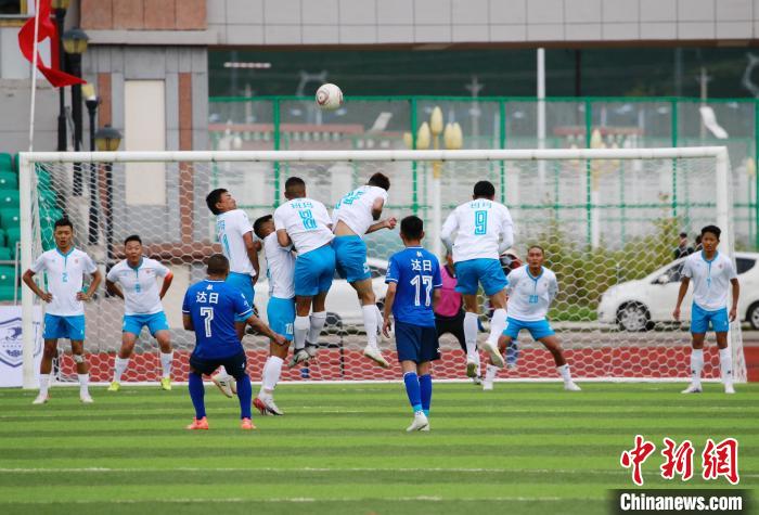 海拔4100米“果超”聯賽以球會友激情開賽