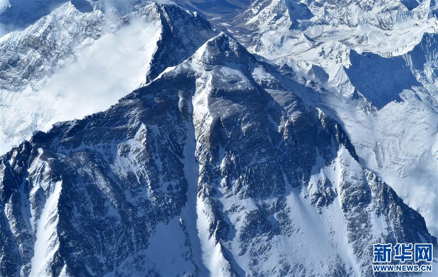 (2020珠峰高程測量)(1)俯瞰珠峰