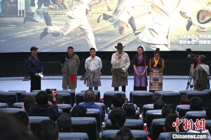 圖為主創人員分享譯制過程。　趙朗 攝