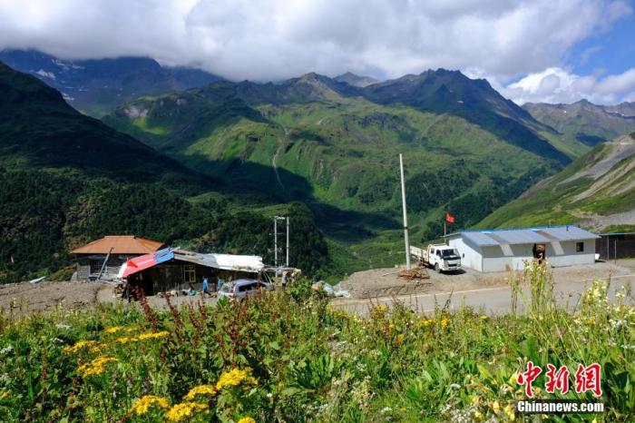 圖為8月6日,玉麥鄉卓嘎、央宗姐妹的牧場風光。 <a target='_blank' ></p><p align=