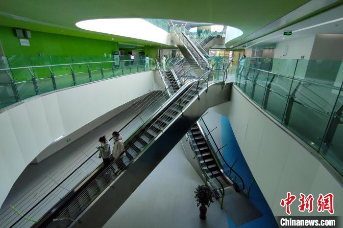 圖為西藏自治區婦產兒童醫院內景。 江飛波 攝