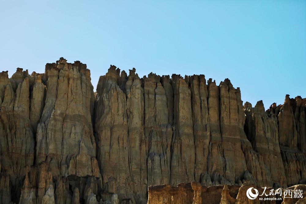 壯美的土林。人民網 李海霞攝