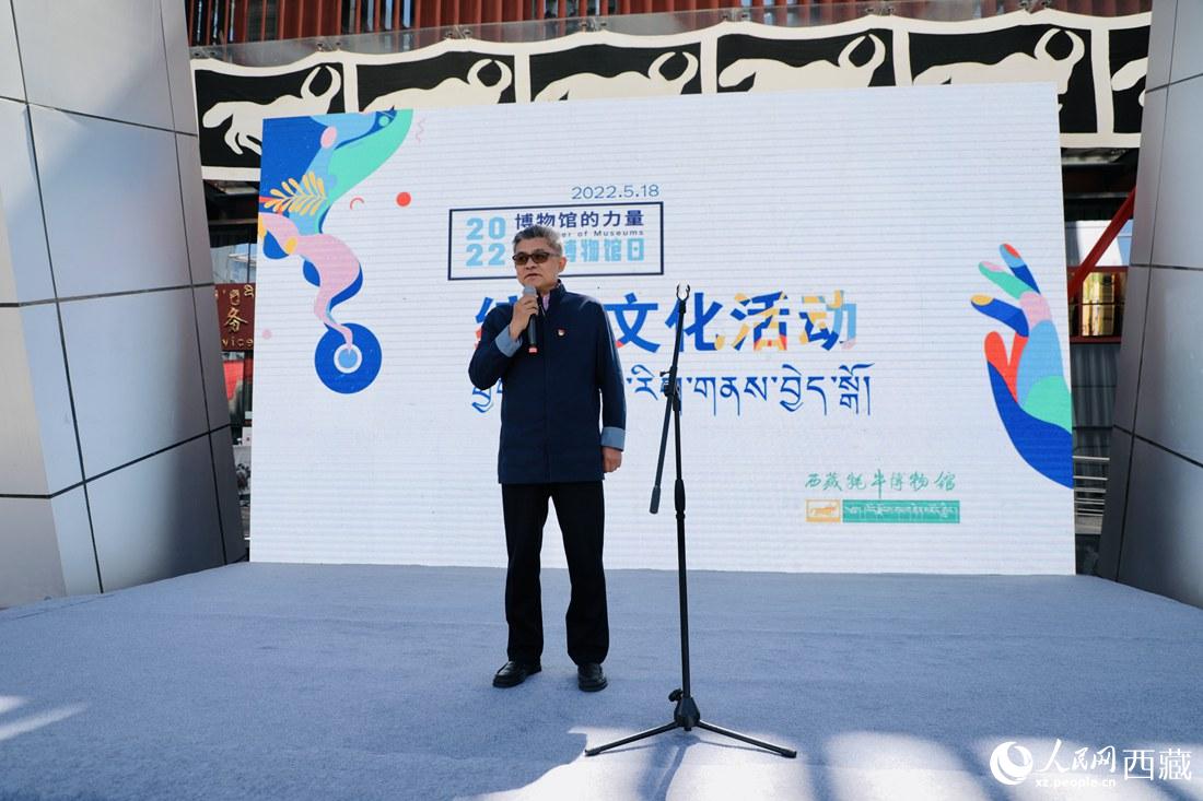 拉薩市委副書記、常務副市長、北京西藏拉薩指揮部黨委書記王強講話。人民網 次仁羅布攝