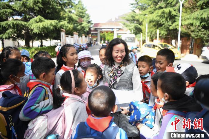 援藏“湘軍”高原開創“新面貌”:產業“造血”富民“聯校模式”興教育