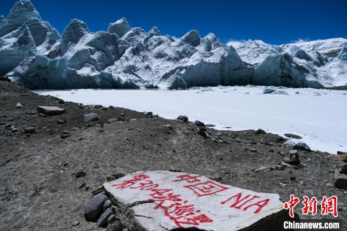 普瑪江塘邊境派出所民輔警巡邏標記。 江飛波 攝