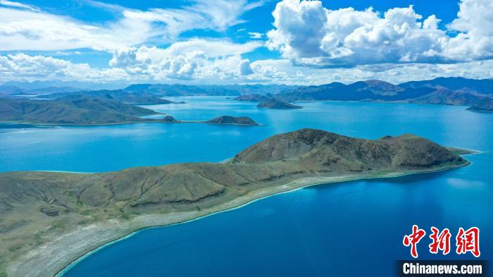 圖為羊卓雍措風光。資料圖 山南市旅游發展局供圖