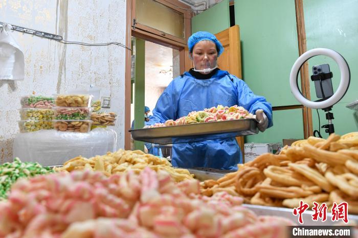 西藏拉薩:“卡塞”飄香